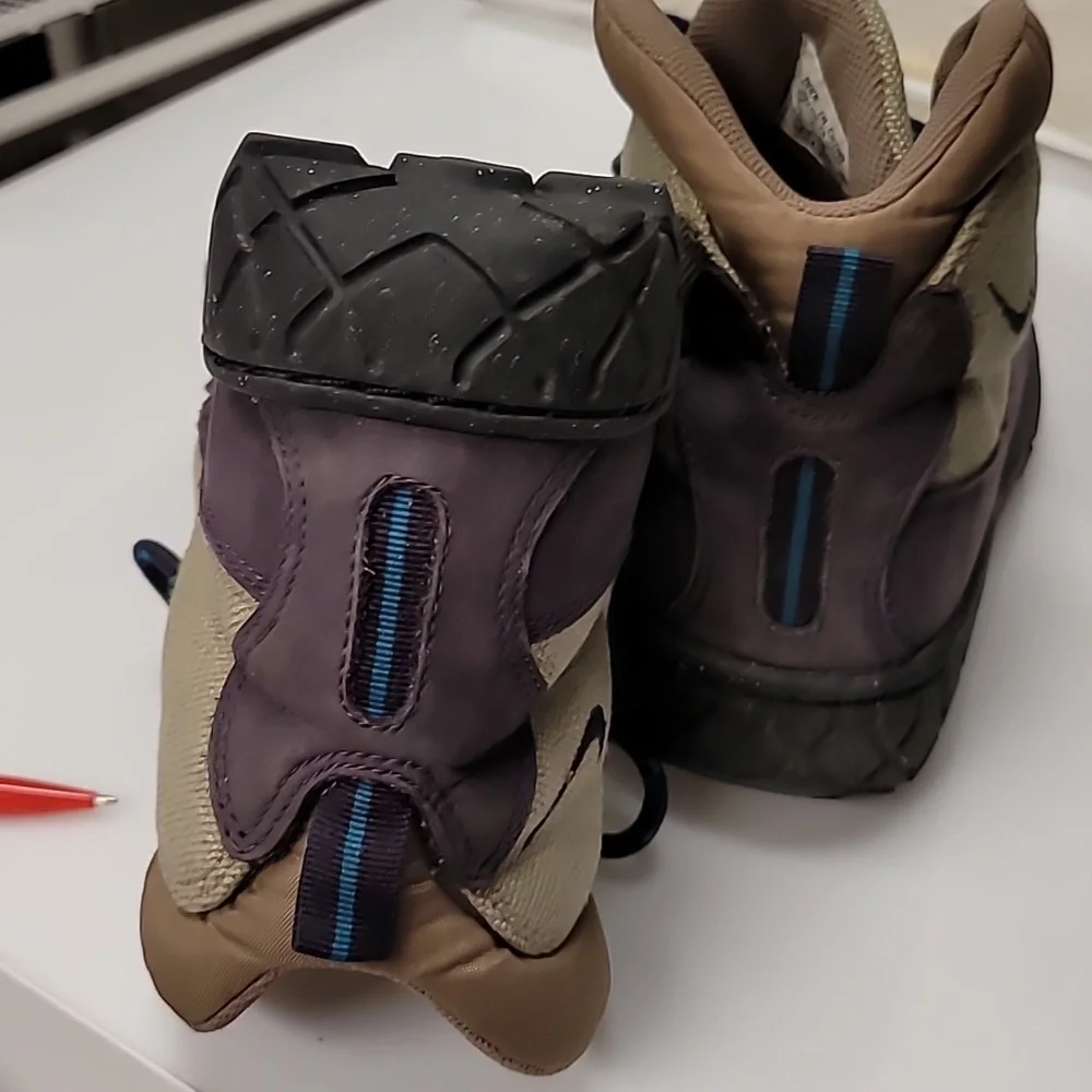 Nike ACG Rare Vintage90's Suede LaceUpHiking BootsOutdoor grape 7.5 sz like new! - Picture 11 of 11